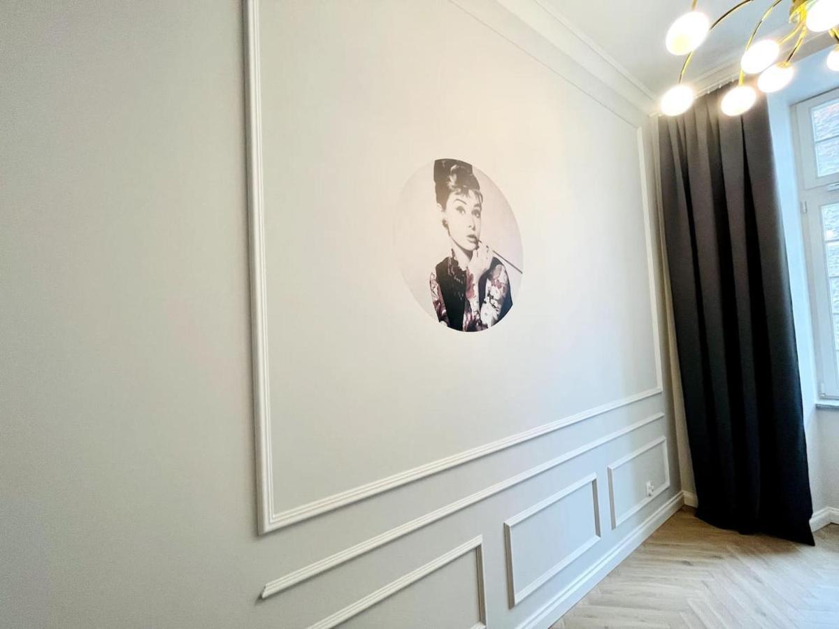 Ho!House Bulwar Staromiejski - Wroclaw — Zdjęcia 1